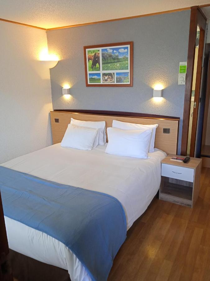 Hotel Restaurant Campanile Aurillac Exterior photo