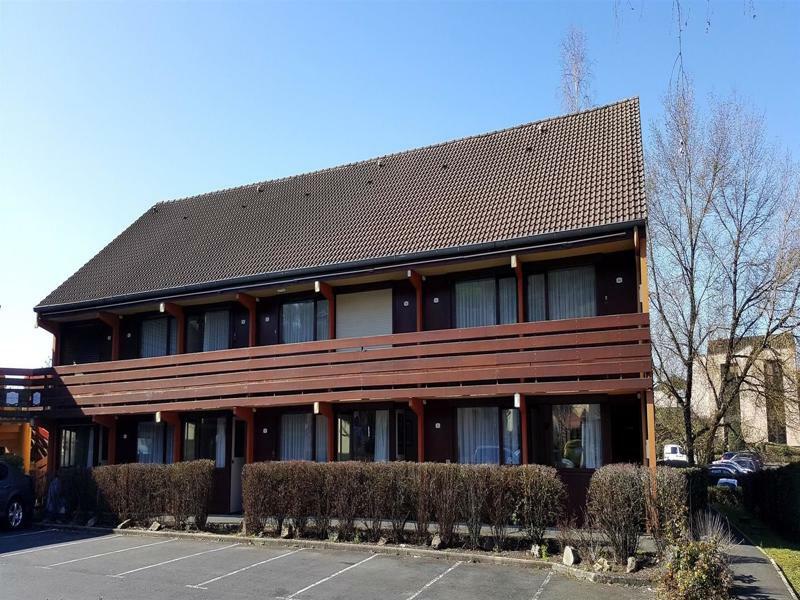 Hotel Restaurant Campanile Aurillac Exterior photo